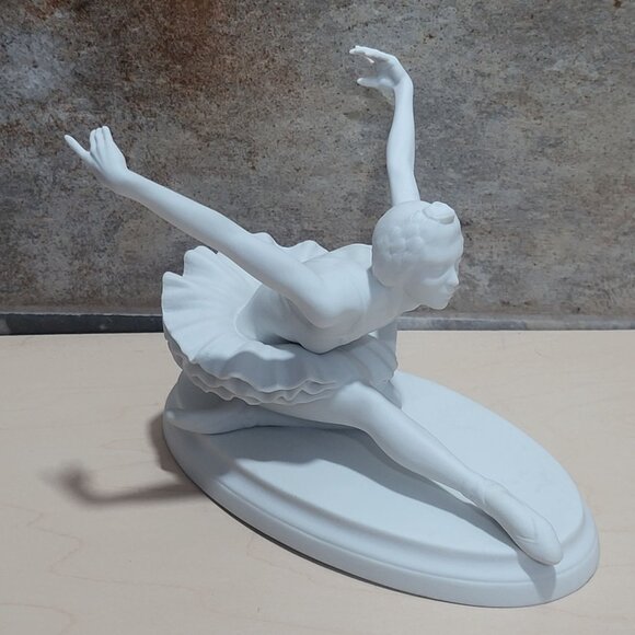 Edward Marshall Boehm Bisque Porcelain Ballet Figurine Swan Lake - Picture 12 of 15